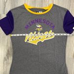 NFL NWT  Minnesota Vikings Gray Colorblock Crew Neck Short SleeveT-Shirt Size M Photo 2