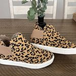 Soda NWOT- high top sneakers Photo 0