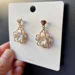 Delicate Gold Floral Earrings with Iridescent Petals Dainty Heart Top 925 Silver Photo 4