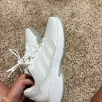 Adidas  tennis shoes white Photo 5