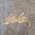 Wacoal  Bra Size 38D Set of 2 Arabesque Embroidered Nude & Embrace Lace Purple Photo 8