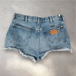 Wrangler  Festival distressed denim shorts women’s 29 light wash y2k summer chic Photo 1