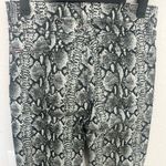 Alice + Olivia Jeans Good High Rise Skinny Jeans Snake Print Black White size 27 Photo 5