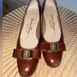 Salvatore Ferragamo  kitten heel pumps w/ bow! 🤎 Photo 1