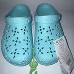 Crocs Classic  Floral Cutout Clog KTurquoise Teal 210943-4PD- J6 Photo 0