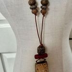 Lonnie Lovness elephant pendant necklace Photo 10