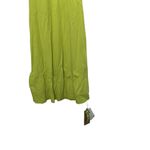 OGL Move Flattering V Photo 2