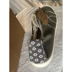 Weestep Olive Slip On Casual Comfort Loafers Women's Size 9 Green Photo 1