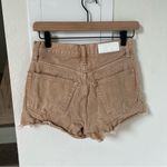 RE/DONE  70s High Rise Denim Shorts in Washed Khaki / Light Brown Photo 4