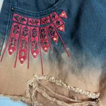 BDG  Freja Vintage Fit Distressed Embroidered Short Photo 3