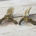 Vintage Clip On Earrings Photo 3