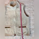 Orvis Cream w/ Black Speckels Sherpa w/ Floral Tapestry Detailed Vest - Large Photo 4