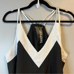 Boohoo Tank Black & White Contrast Neck Woven Cami Spaghetti Straps Sz US 8 NWT Photo 2