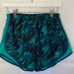Nike Teal Camo Running Shorts Medium Photo 0