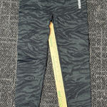 Gymshark  Women’s Adapt Animal Seamless Leggings Size Medium Photo 0