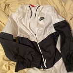 Nike Windbreaker Photo 0