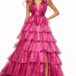 Sherri Hill Prom Dress Photo 0
