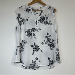 Candie's  Casual Monochrome Floral Sleeveless Blouse Photo 1