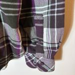 Duluth Trading Co Plaid Flannel Shirt Size Medium Purple Photo 4