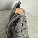 New Balance Gray Athletic Shoes with Seamless Upper size 9.5 Photo 8