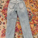 Abercrombie & Fitch Abercrombie Ultra 90s Straight High-Rise Curve Love Photo 2