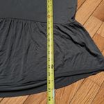 14th & Union  gray top Photo 1