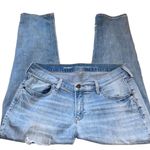 Old Navy Light Wash Boyfriend Blue Jeans Women Size 10 Regular Distressed Style! Photo 1