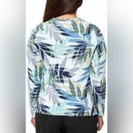 Hang Ten Like New  Women's Quick-dry UPF 50+ Protection Long Sleeve Rashguard Photo 1