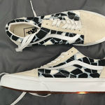 Vans Women’s Old Skool Photo 0