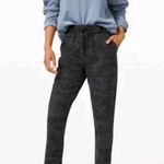 Lululemon Keep Moving Pant 7/8 High-Rise
Incognito Camo Multi Grey Photo 1