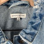 Moon River Light Blue Denim Ripped Distressed Puff Shoulder Jean Jacket Size S Photo 3