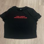 Black Tee with Red Statement Text Size L Photo 0