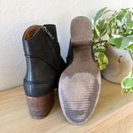 UGG  | Annie Ankle‎ Block Heel Boot in Black and Brown Women's 8.5 Photo 4