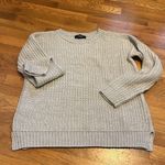 Forever 21  Gray Textured Knit Crewneck Long Sleeve Pullover Sweater Size Large Photo 1