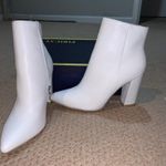 White Boots Size 8 Photo 0