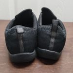 Skechers  Women's Size 8.5 Black Breathe Easy Fortune Knit Slip-On Sneaker Shoes Photo 2