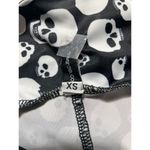 Onzie  Size XS Leggings Cropped Skulls Halloween October Fall Photo 3