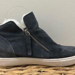 Steve Madden Caliber Gray Leather Faux Fur Lined Wedge Sneaker 9.5 Photo 5