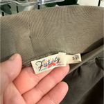 Faherty  olive army green tencel linen cotton Lycra elastic waist shorts Photo 3