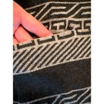 Aritzia  TNA Golden Roohan Poncho Sweater Cape Black Geometric Women's S Photo 4