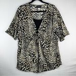 Maggie Barnes  Crinkle Fabric Leopard Print Flutter Sleeve Blouse Women’s Size 2X Photo 0