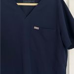 FIGS  Navy Blue Catarina One-Pocket Scrub Top Size XXL PO 3642 Style FW1000 Photo 4
