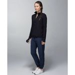 Lululemon Women's Forthright 1/2 Zip Color Black Size 4 Stretch Photo 2