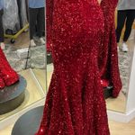 Sherri Hill Prom Dress Photo 2