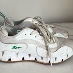 Reebok Zig Dynamica White Green Running Sneakers Size 8 Photo 4