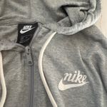 Nike  jacket  Photo 1