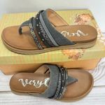 Very G NEW Rose 2 Gray Canvas Thong Flats Mixed Faux Leather Straps Beach Summer Photo 1