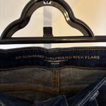 Chico's  EUC Women's So Slimming Girlfriend Kick Flare Frayed Hem Jeans Size 6 Photo 4