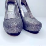 AQUA Silver Glitter High Heels Platform Shoes Size 6.5 Photo 2