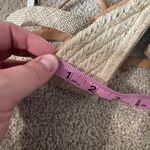 White Mountain Blue Beaded Faux Pearl Espadrille Wedges Women's Size 8.5 Sandals Photo 4